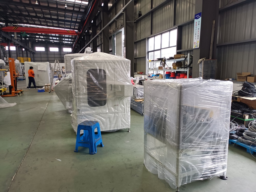 鋰價大跳水，龍頭企業(yè)困中求變。